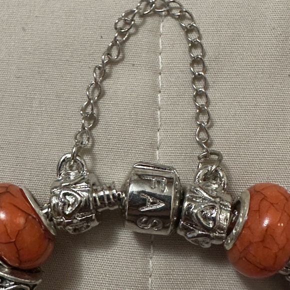 Handmade – NWOT – 925 SS plated charm bracelet. Orange beads. Relationship Charm - Picture 4 of 16